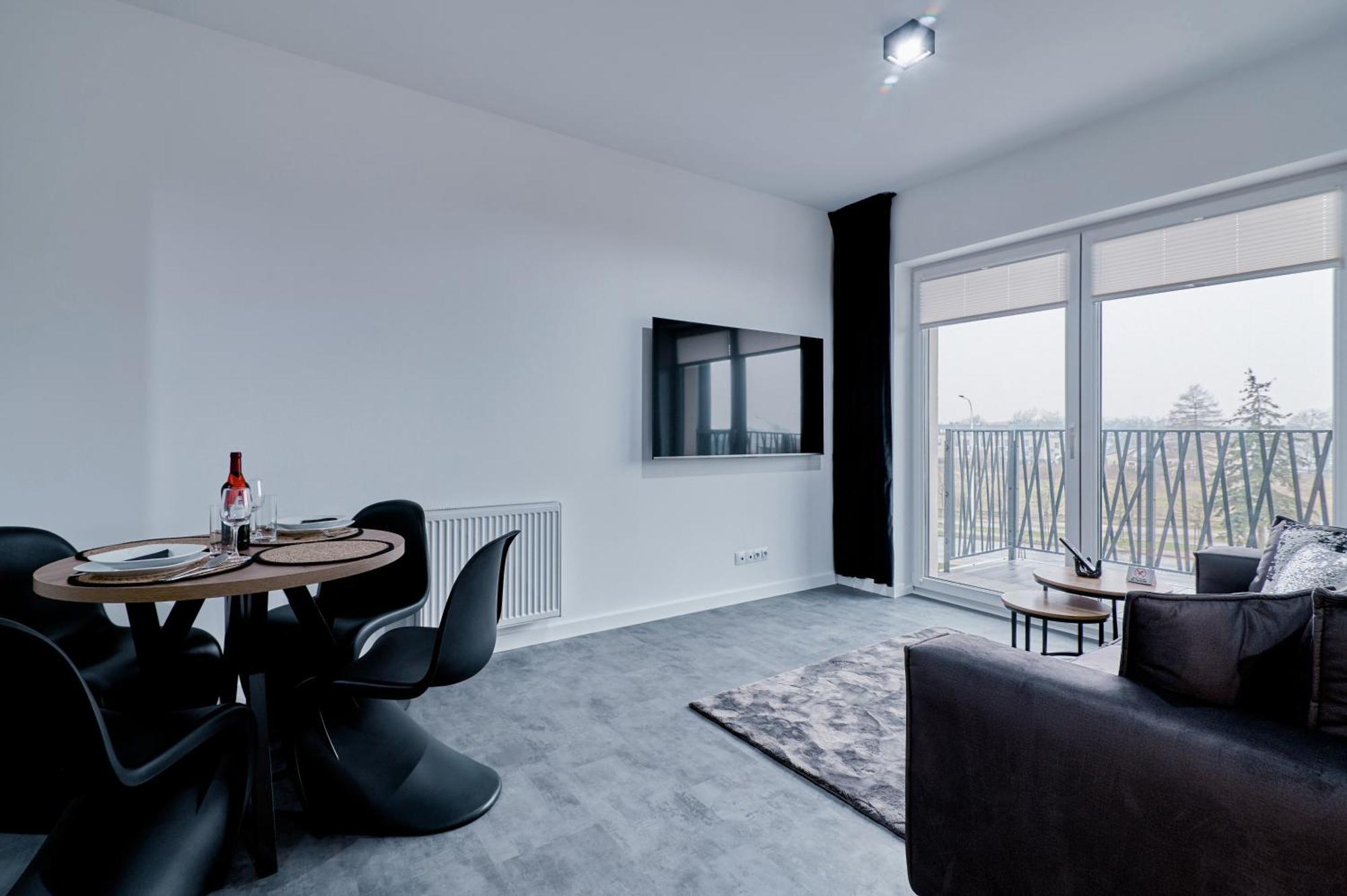 Apartament Sztuk Pieknych 10 بيوا المظهر الخارجي الصورة